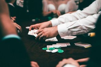 rút tiền casino online